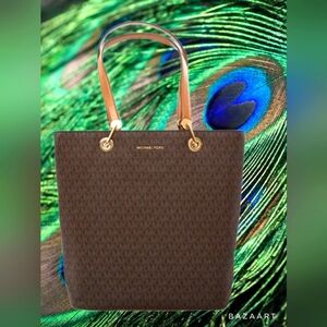 Michael Kors Tote with MK logo